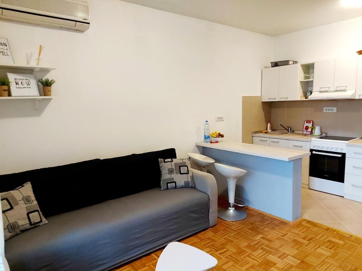 Appartamento Red Brick Belgrado Esterno foto